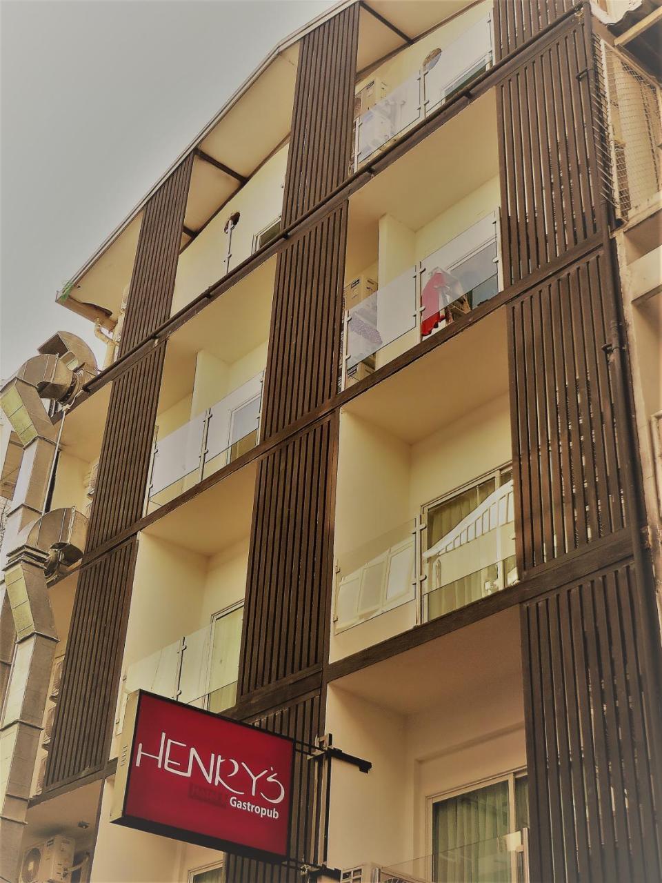 Henry'S Hotel & Gastropub Bangkok Exterior photo